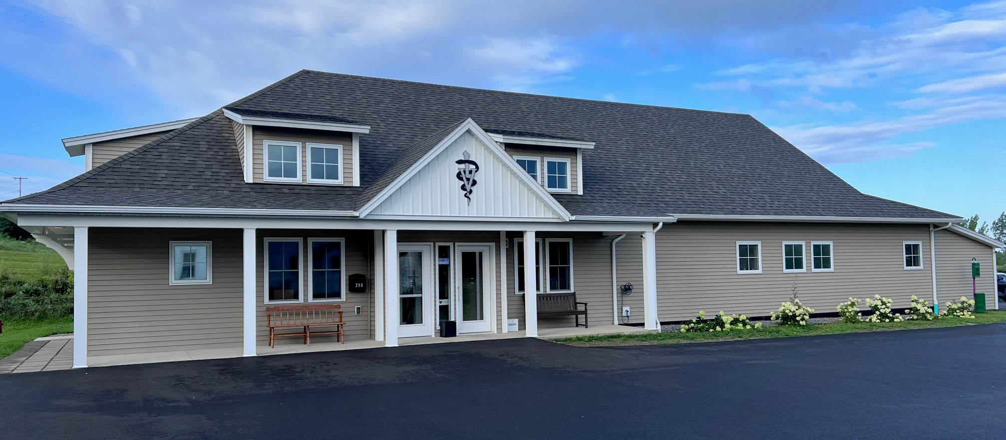 Champlain Veterinary Clinic exterior